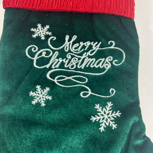 St Nicks Choice Merry Christmas Stockings Lot 2 Red Green Embroidered Snowflakes - Picture 2 of 8